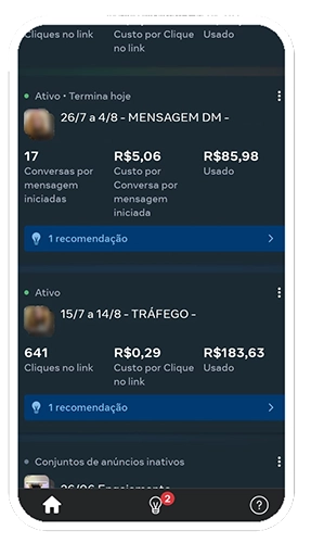 imagem do gerenciador de campanhas do Meta Ads, com campanha de mensagem e de tráfego apresentando dados de performance